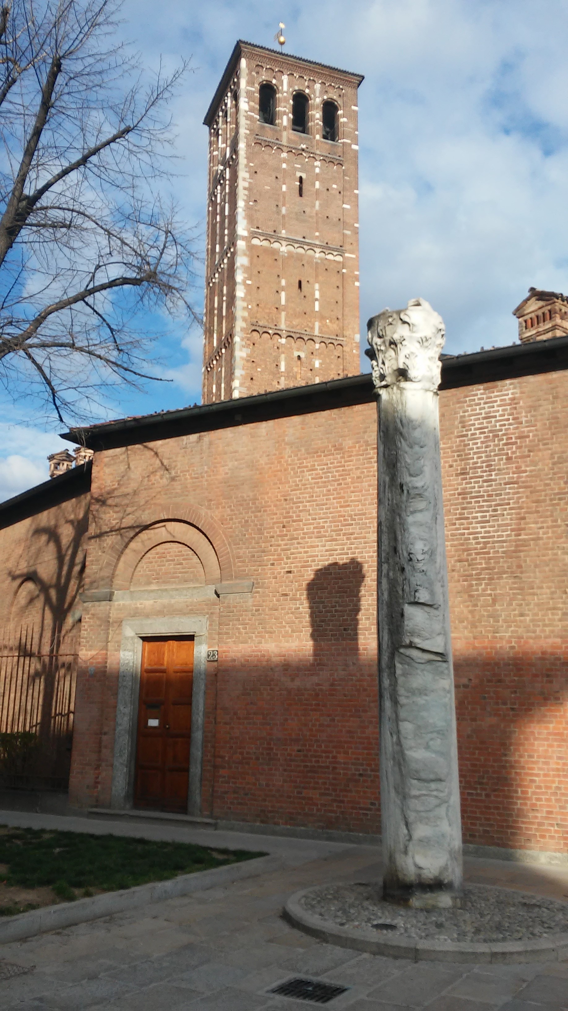Devil's Column, Milan © 2016 Stefano Zocchi