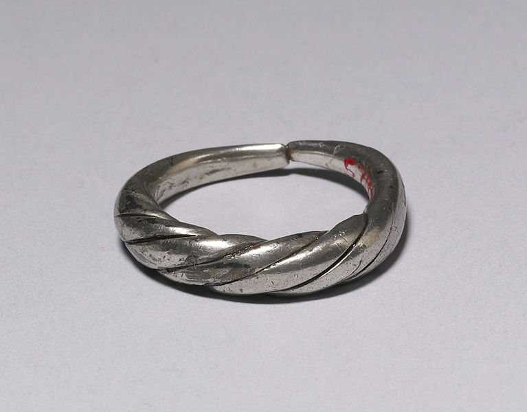 English Viking Age ring, formed from two strands of silver twisted together, 9th century https://commons.wikimedia.org/wiki/File:Viking_-_Ring_-_Walters_571850.jpg