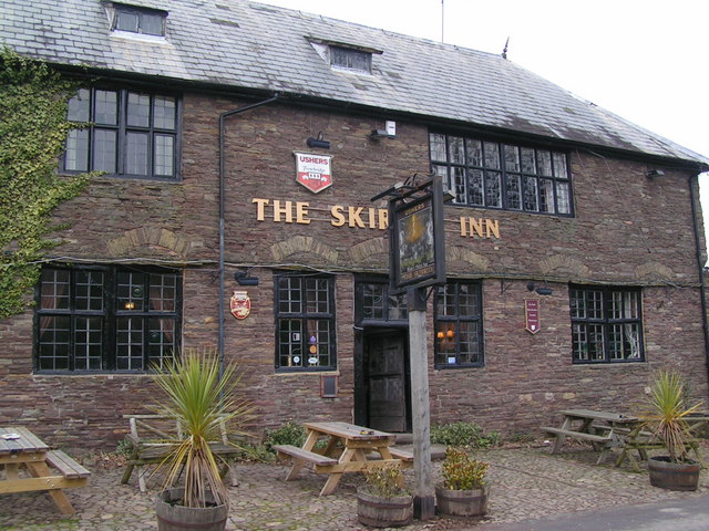 The Skirrid Mountain Inn © Andy Dolman, CC BY-SA 2.0, https://commons.wikimedia.org/w/index.php?curid=13859381
