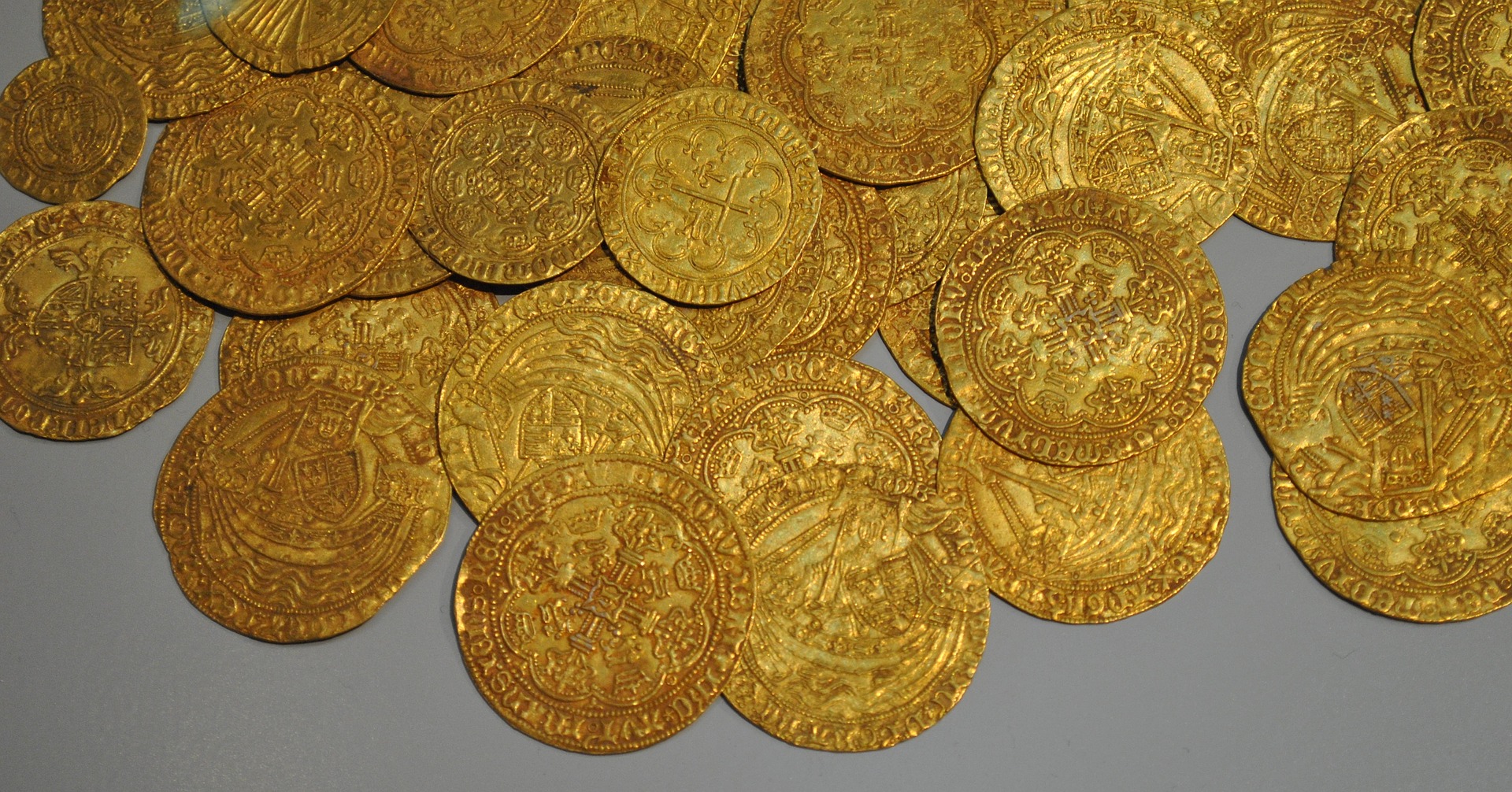 © https://pixabay.com/en/gold-coin-museum-treasure-thaler-1633073/