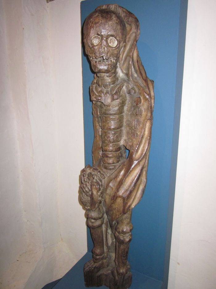 Wooden statue of Ankou, the Grim Reaper © Wendy Mewes