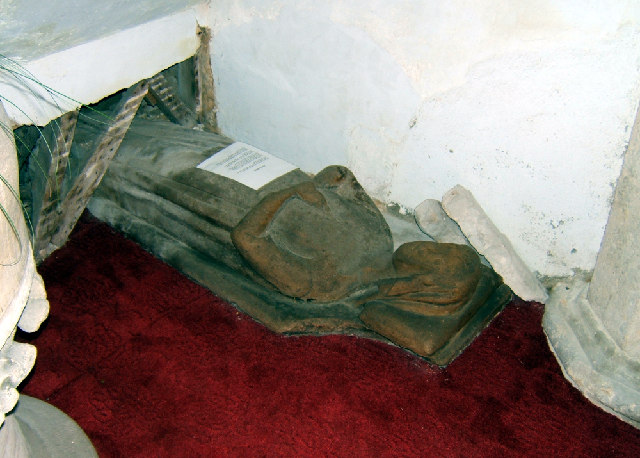 The effigy known as Molly Grime, in St Peter’s Church, Glentham David Wright (CC BY-SA 2.0) http://www.geograph.org.uk/photo/69932