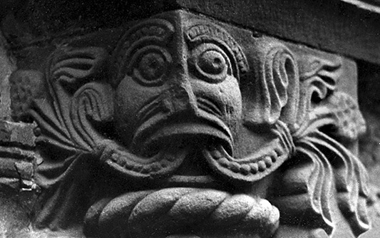 Green Man at the church of Saint Mary and Saint David in Kilpeck, Herefordshire, by Simon Garbutt. Public Domain https://commons.wikimedia.org/w/index.php?curid=434197