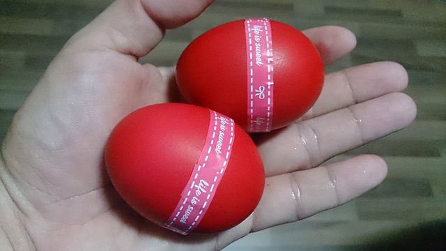 Red eggs, by ProjectManhattan,CC BY-SA 3.0 https://commons.wikimedia.org/w/index.php?curid=36933834